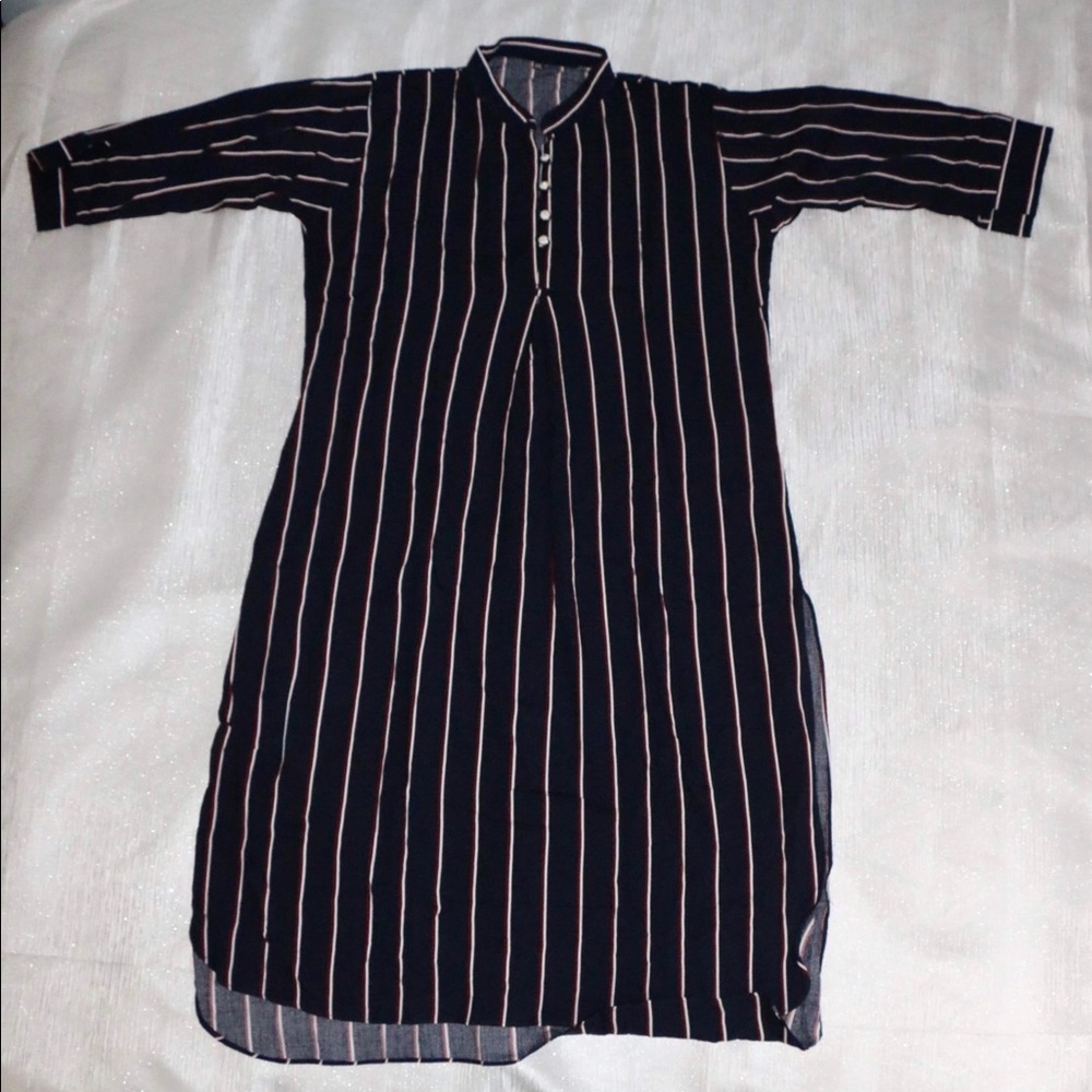 BRAND NEW BLACK & WHITE DRESS SHIRT
